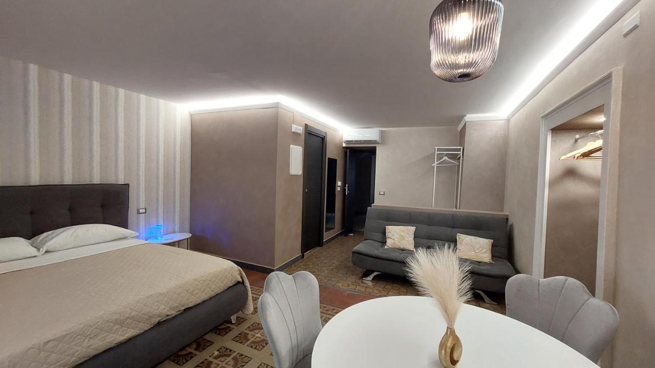 I 3 Principi, Garibaldi Suites Κατάνια Εξωτερικό φωτογραφία