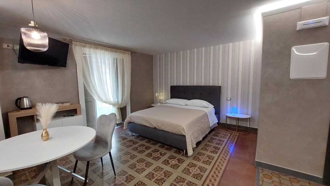 I 3 Principi, Garibaldi Suites Κατάνια Εξωτερικό φωτογραφία